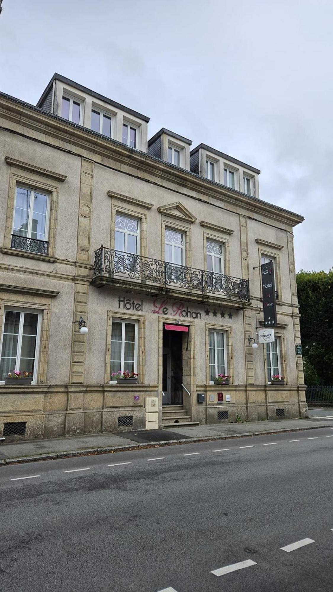 Hotel Le Rohan Charme Et Caractere Pontivy Kültér fotó